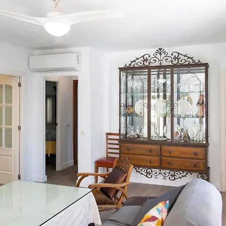 Mezquita Con Parking Gratuito *