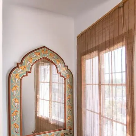 Mezquita Con Parking Gratuito Apartman *