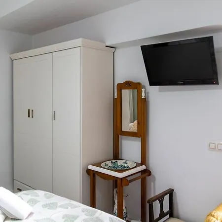 Mezquita Con Parking Gratuito * Córdoba