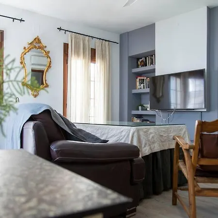 Mezquita Con Parking Gratuito Apartman Córdoba