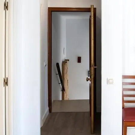 Mezquita Con Parking Gratuito Apartman Córdoba