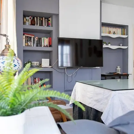 Mezquita Con Parking Gratuito