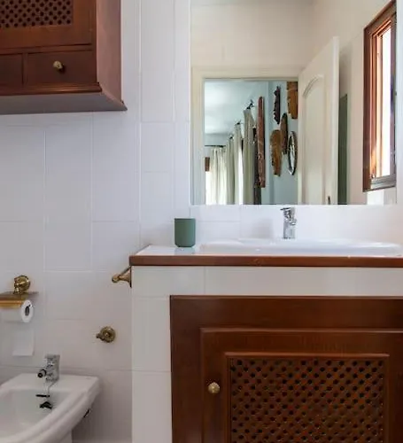 Mezquita Con Parking Gratuito Apartment